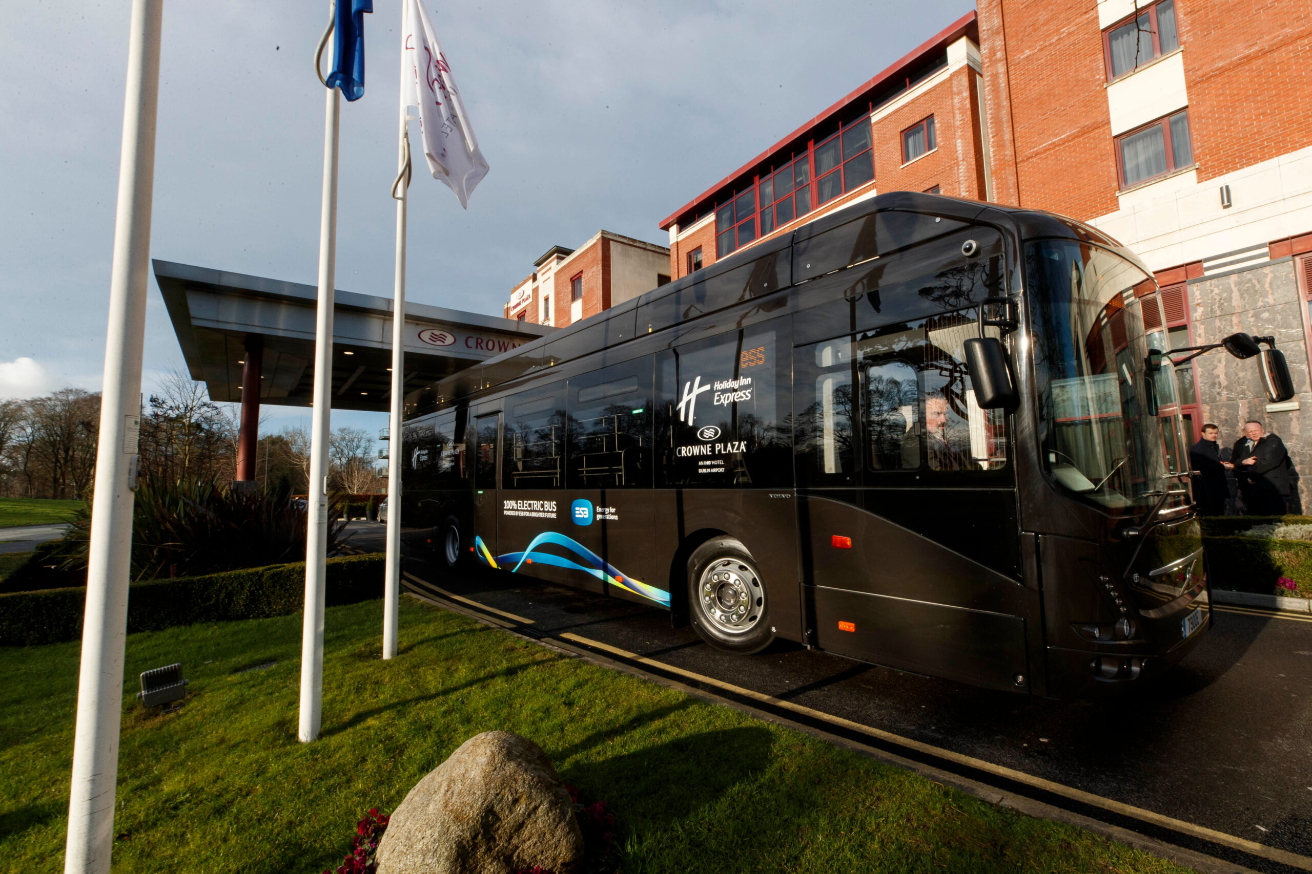 Why Stay Park & Fly at Crowne Plaza Dublin Airport Image
